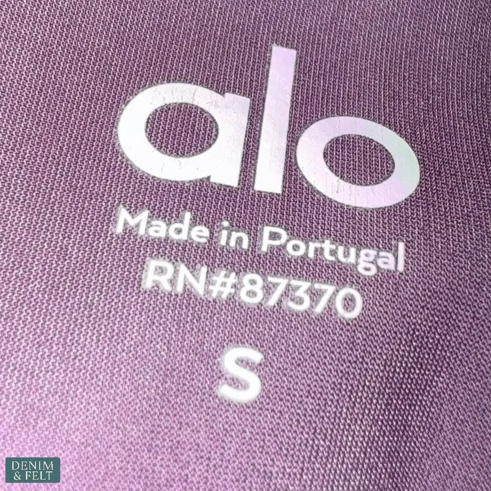 NEW Alo Yoga High-Waist Ripped Leggings Purple Workout Gym Lounge‎ Pants Size SM